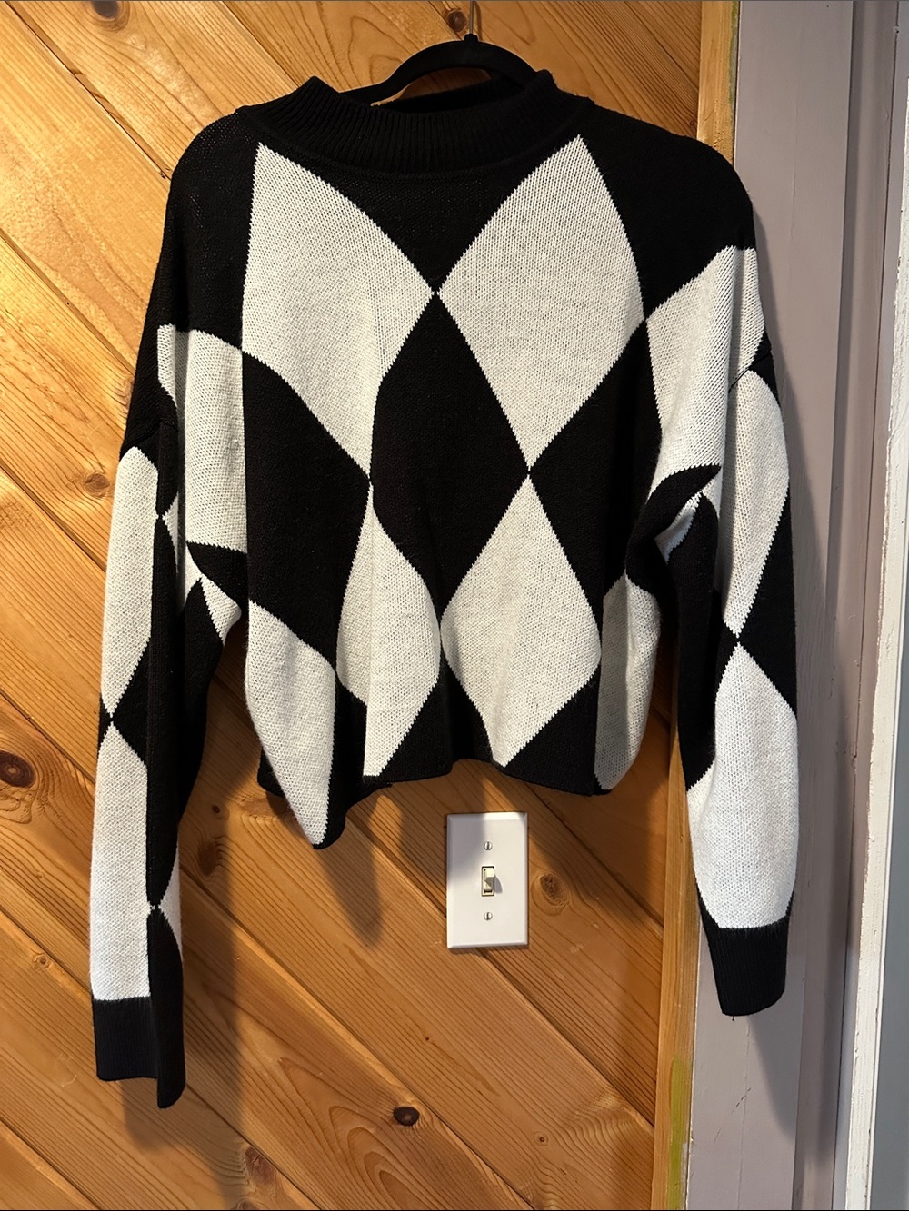 Black & White Geometric Crewneck Sweater